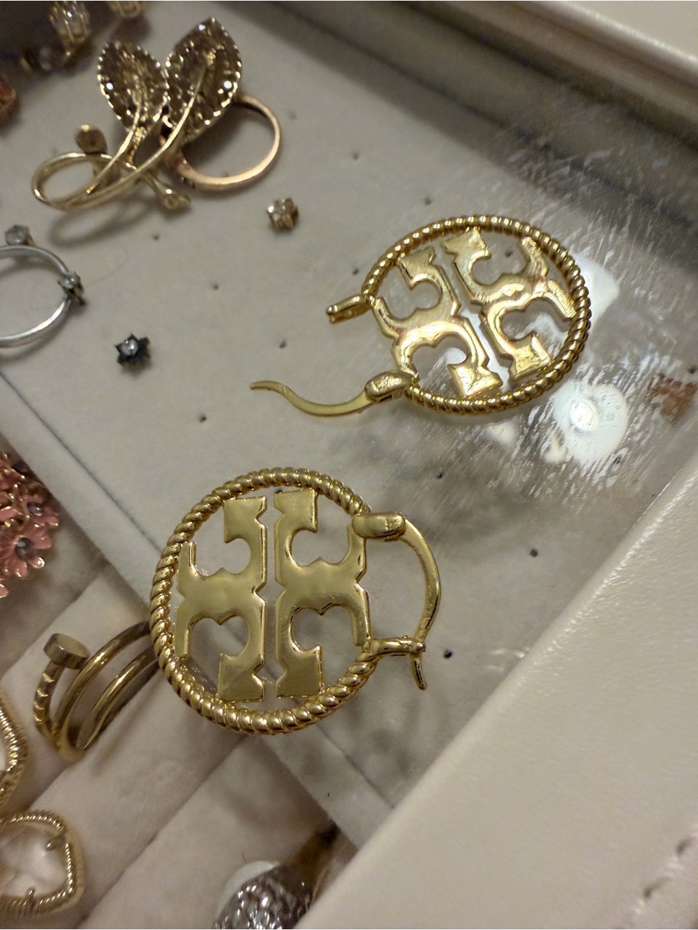 Tory Burch Gold Circular Filigree Drop Earrings - Women's Jewelry